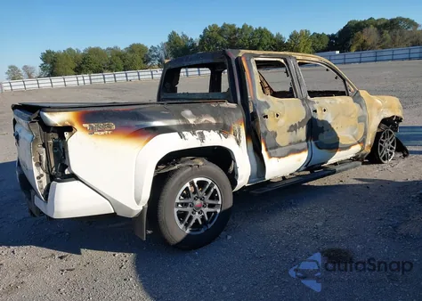 2024 Toyota Tacoma Trd Sport z USA, uszkodzony, nr VIN 3TYKB5FN8RT000622